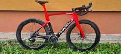 Pinarello dogma F red