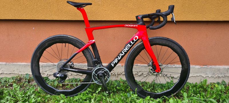 Pinarello dogma F red