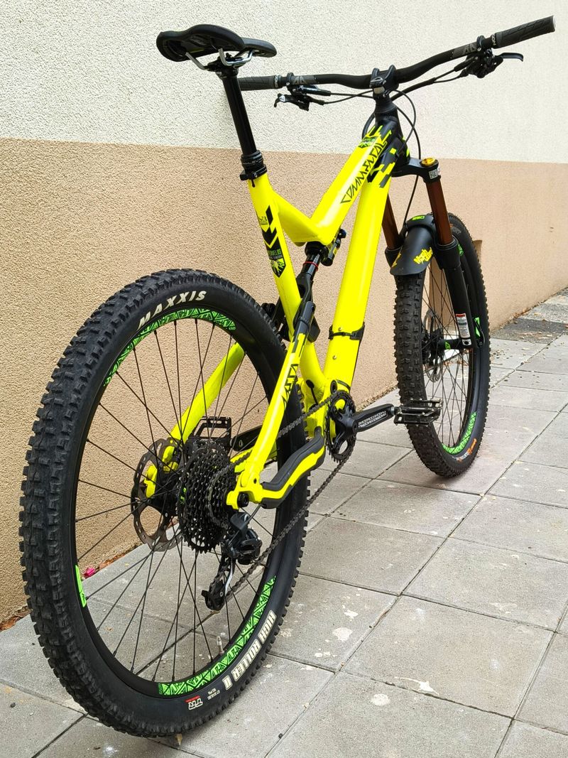 Commencal META V4, vel. XL, 27,5, zdvihy 160/150 mm, SKVĚLÝ STAV