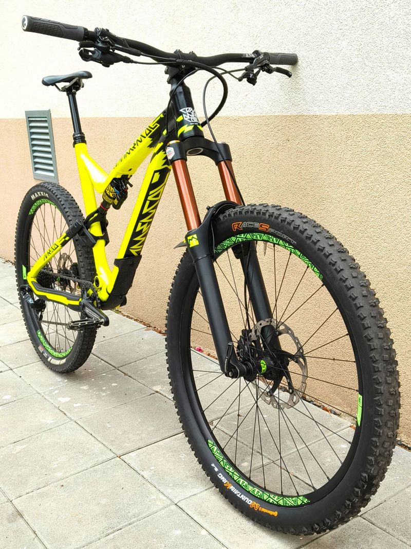 Commencal META V4, vel. XL, 27,5, zdvihy 160/150 mm, SKVĚLÝ STAV