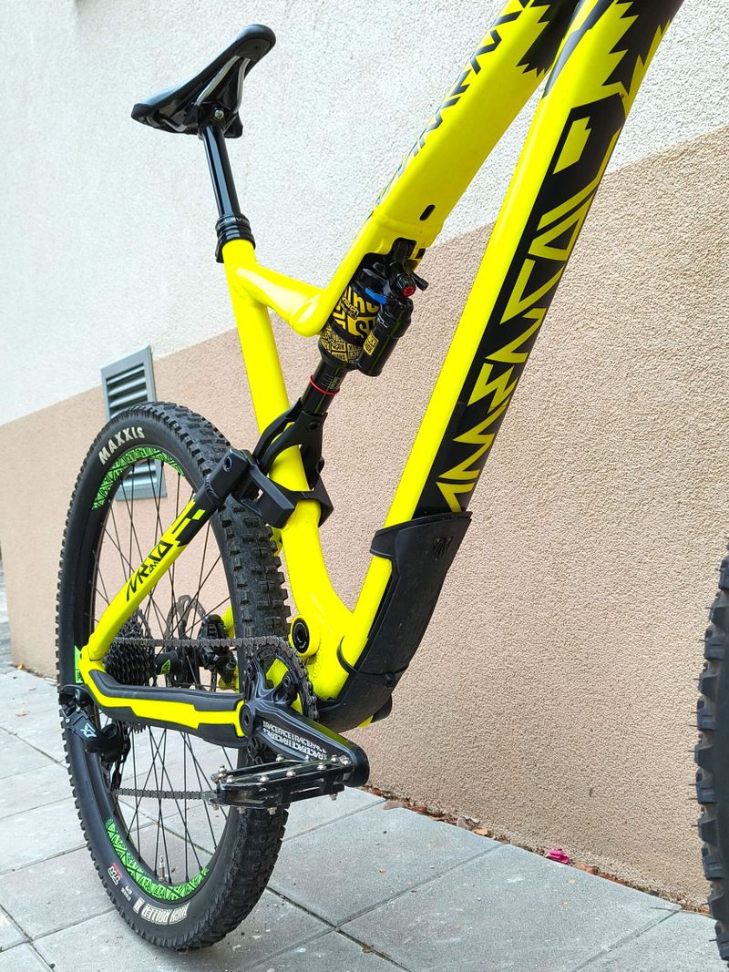 Commencal META V4, vel. XL, 27,5, zdvihy 160/150 mm, SKVĚLÝ STAV