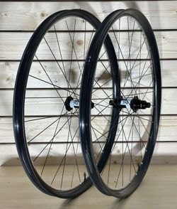 Zapletená MTB karbonová kola EIE A29C30D23 SL | DT 350 Boost | DT Aerolite | váha od 1296 gramů