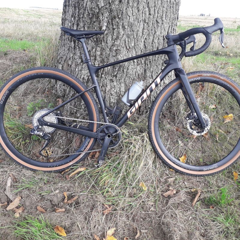 GIANT REVOLT ADVANCED Di2