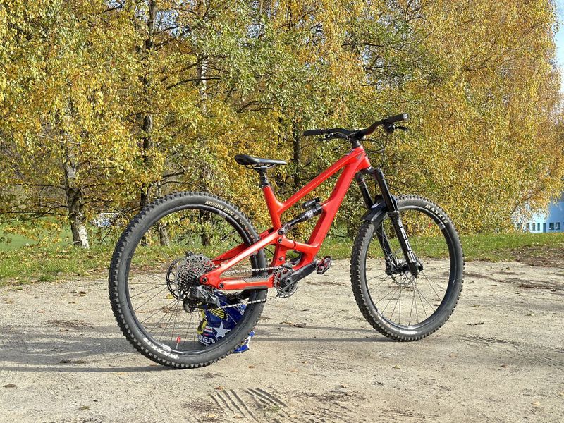 YT CAPRA CORE 3, Vel. L 29"/29"