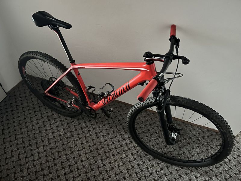 Specialized Epic Hardtail Expert Carbon Word Cup