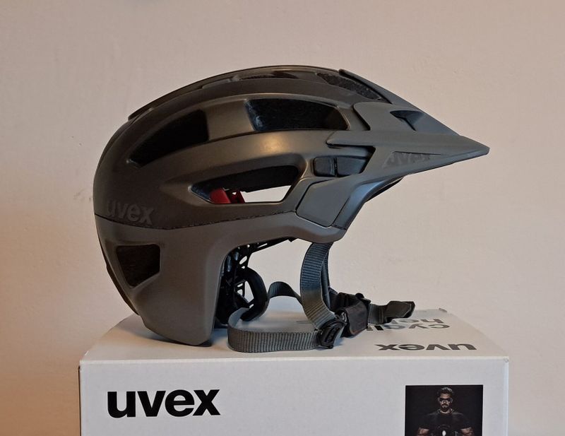 Helma Uvex Finale 2.0 vel. 52 - 57 cm