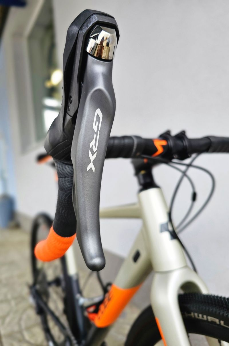 Gravel kolo CUBE NUROAD SL 2020 titanium orange