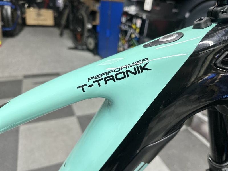 Bianchi T-TRONIK PERFORMER 9.2 | FOX | Shimano XT | Shimano EP8 | najeto 145 km | stav nového kola!