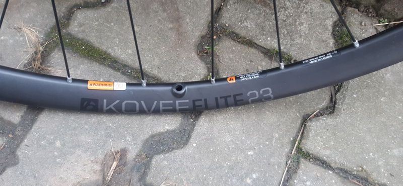 Karbonová kola BONTRAGER Kovee Elite Boost 29"