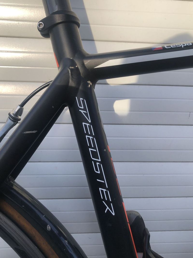 SCOTT SPEEDSTER - ULTEGRA - FULKRUM - CARBON doplnky, jako nové