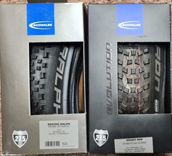 Pláště 27,5"x2,1 - Schwalbe Racing Ralph a Rocket Ron Evolution