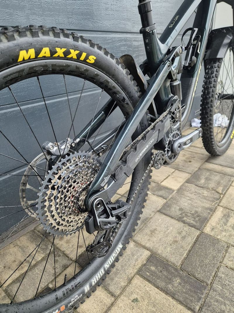 Trek Slash 9.8 GX AXS T-Type gen.6 vel.M