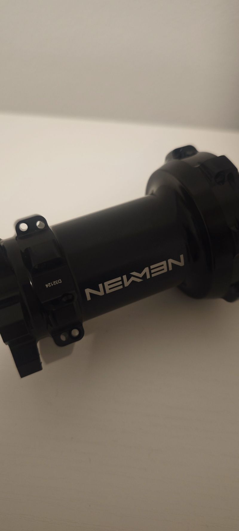 Newmen náboj Fade MTB 6D Boost Sram XD zadní, 28děr