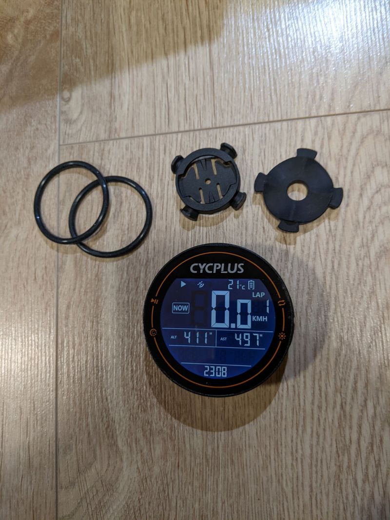 GPS cyklopočítač Cycplus M2