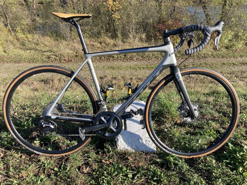 Scott Addict RC 15 Ultegra Di2 veľkosť 56