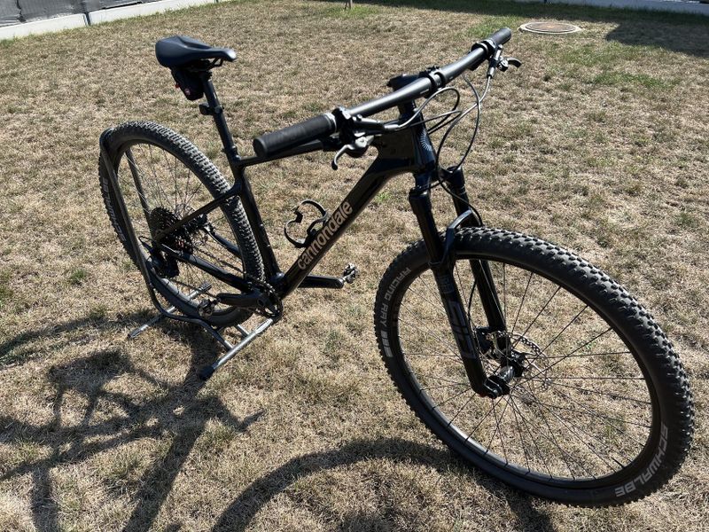 prodám nové horské kolo Cannondale Scalpel HT Carbon black model 2024 se záručním listem