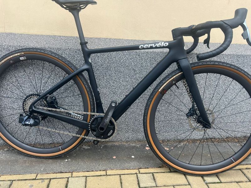 Cervelo Aspero 5 Force XPLR AXS powermetr