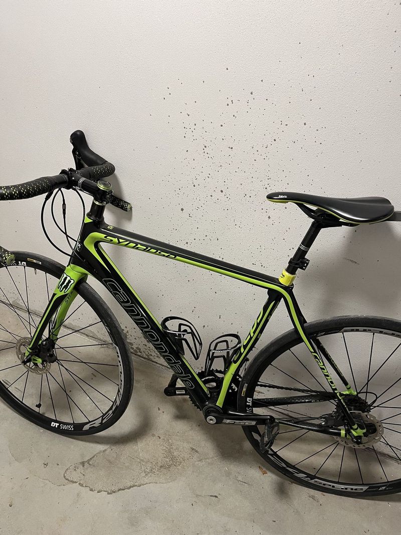 Prodám silniční kolo cannondale