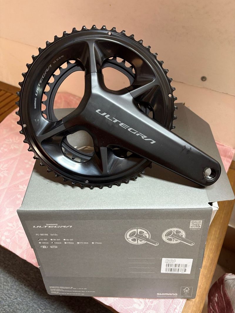 Kliky Shimano Ultegra R8100-165mm