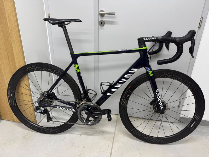 Prodám závodní silniční kolo Canyon Ultimate CF SLX, limitovaná edice Mowistar