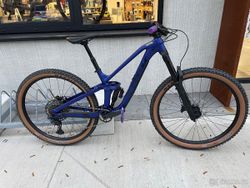 Trek Slash 8