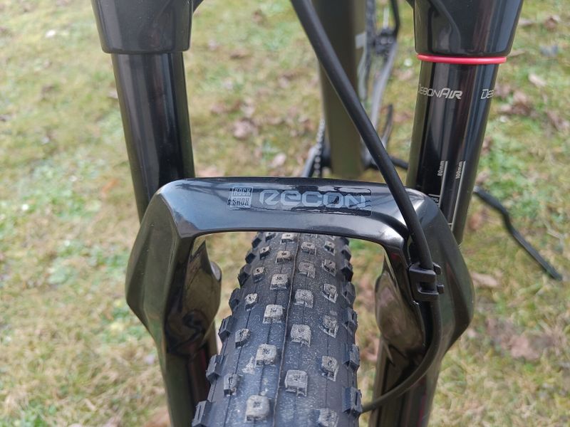 Karbonové MTB Koba RaceTool, vel. M, Sh 1x12, Boost, 11,7 kg, bezduše, skvělý stav! Seřízeno.