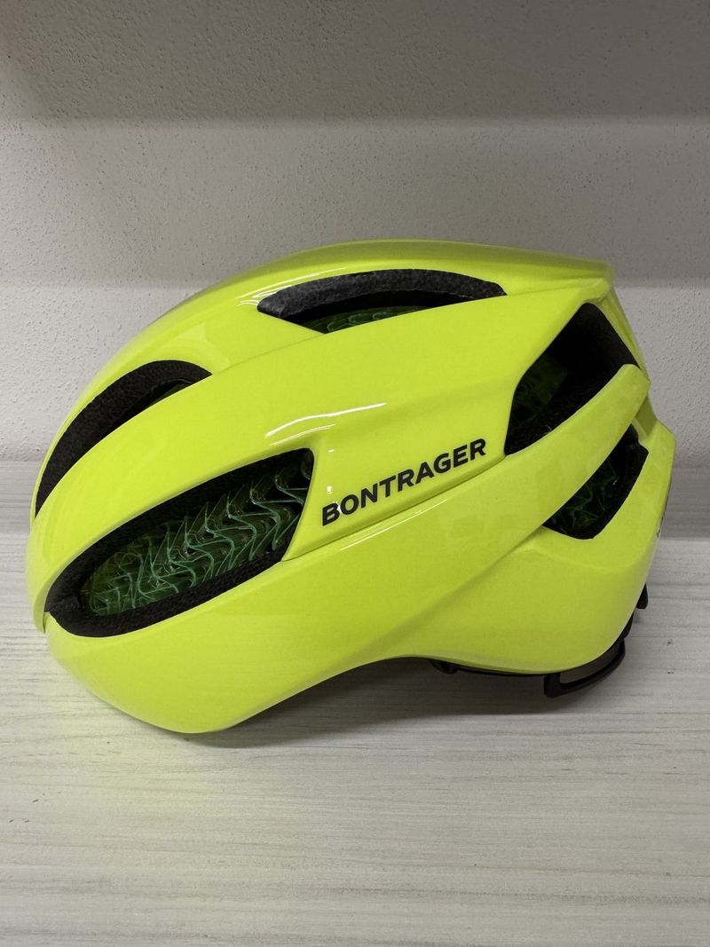 Bontrager Specter WaveCel vel. M (54 - 60cm)