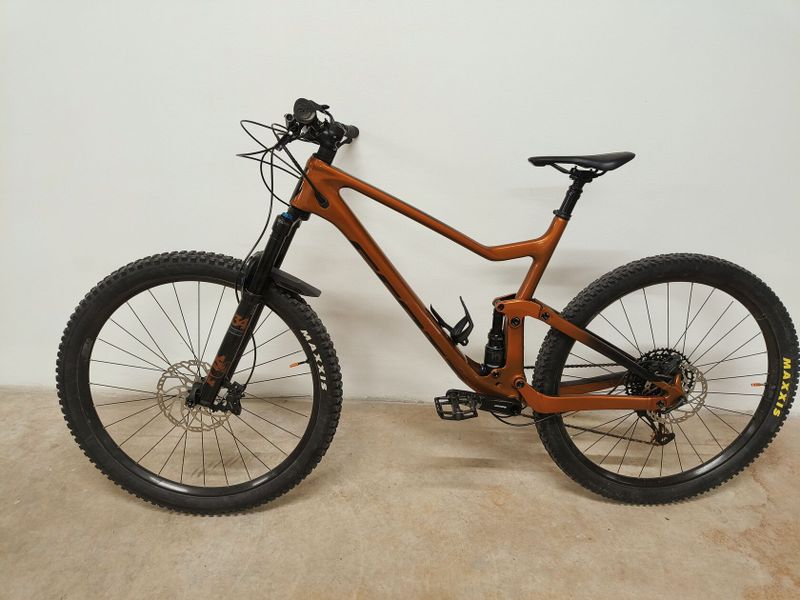 Scott Genius 930 - XL, karbon