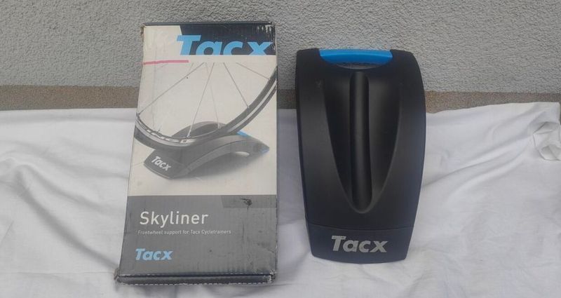 Cyklotrenažer podložka předního kola TACX SKYLINER