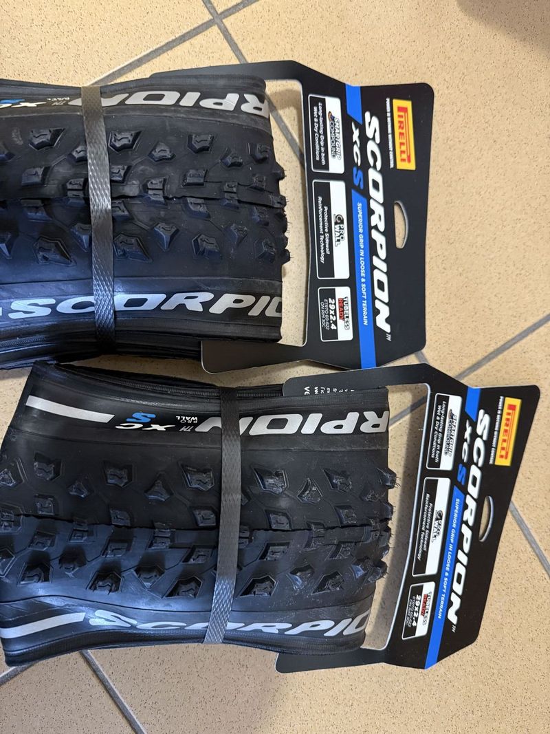 Plášť Pirelli Scorpion™ XC S 29x2.4