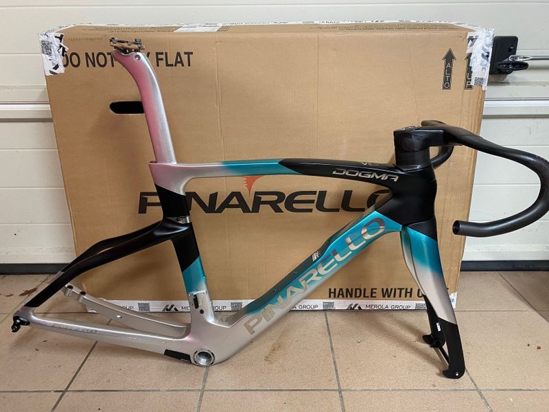 Pinarello Dogma F - vel. 500