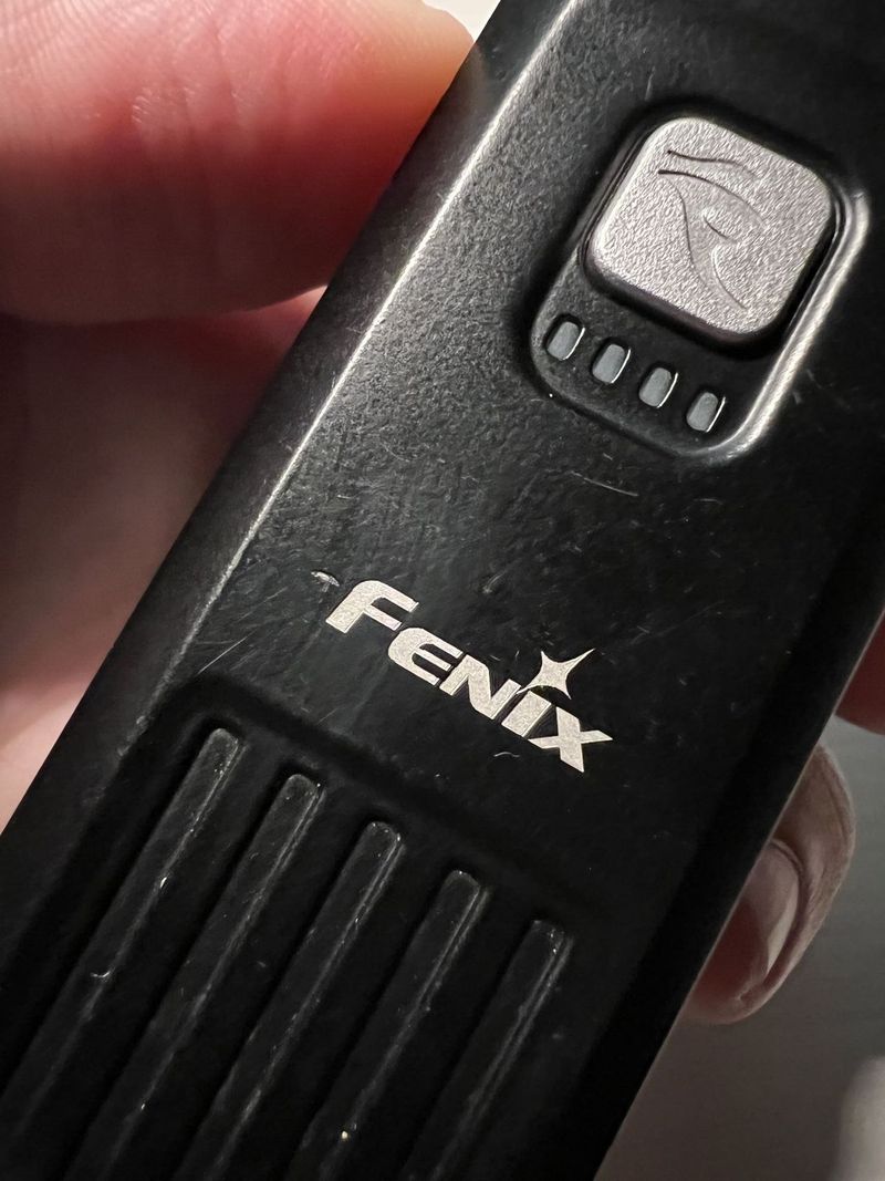 Fenix BC25R - přední světlo s ořezem proti oslňování