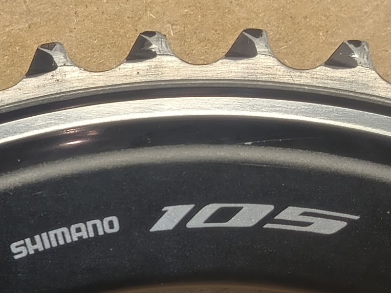 Prodám převodníky Shimano 105 50-34z 11s, převodník bbb 50z11s a kazety shimano 14-28z 11s