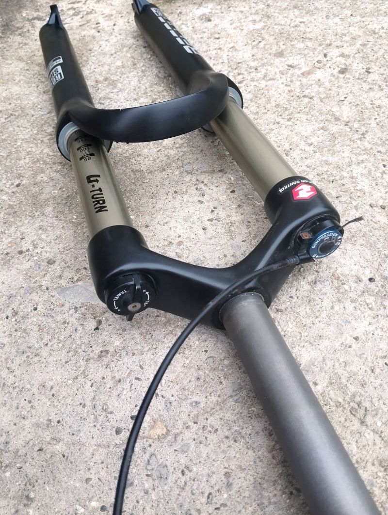 Rock Shox Recon U-Turn / téměř úplně nová