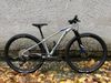 Rock Machine Thunder 29 HD Ltd 2022 – dětská 29er s juniorskou trailovou geometrií pro 145 – 165 cm