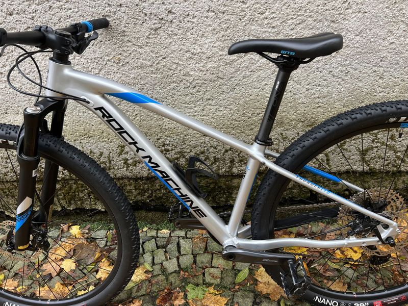 Rock Machine Thunder 29 HD Ltd 2022 – dětská 29er s juniorskou trailovou geometrií pro 145 – 165 cm