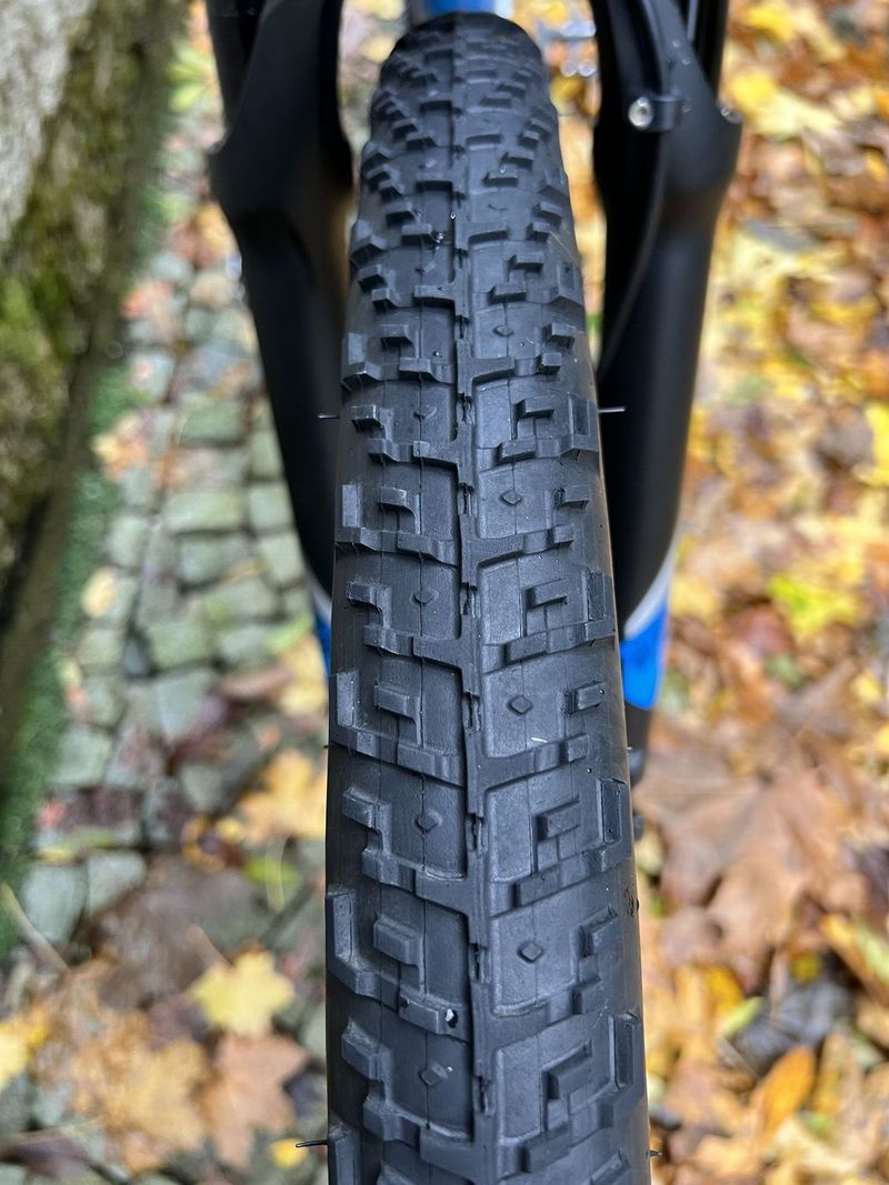 Rock Machine Thunder 29 HD Ltd 2022 – dětská 29er s juniorskou trailovou geometrií pro 145 – 165 cm