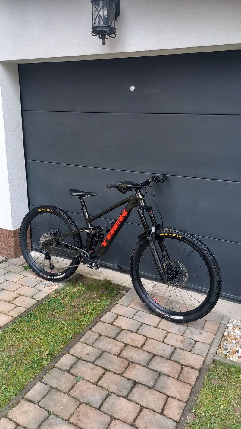 Trek Slash 2022 M/L