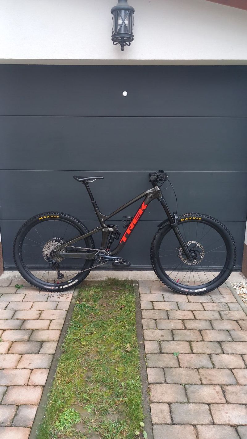 Trek Slash 2022 M/L