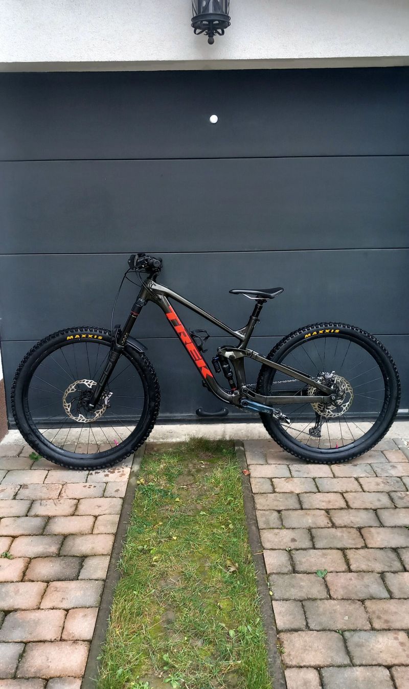 Trek Slash 2022 M/L