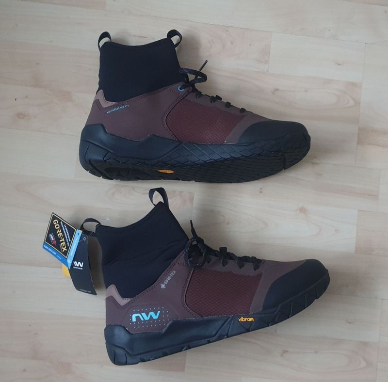 Zimní Tretry Northwave Multicross Mid Gtx