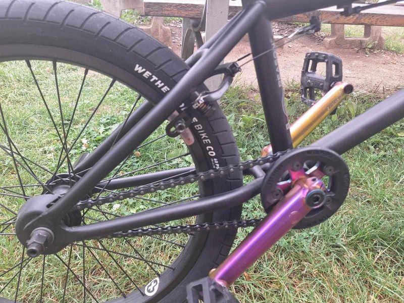 Prodám BMX kolo Wethepeople 2024 Reason Matt Black