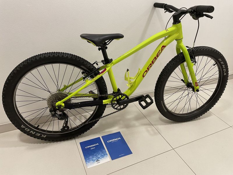 Orbea MX Team 24” lime green/watermelon red