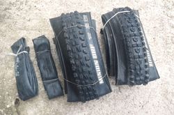 Maxxis Minion DHF + High Roller kevlar