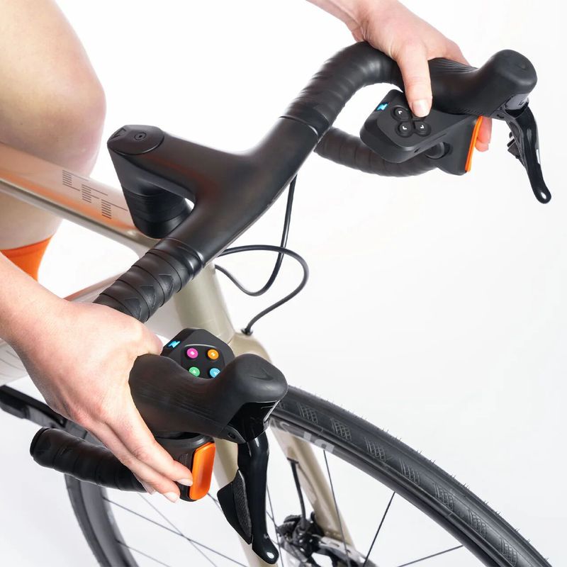 Ovladače Zwift Play