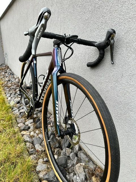 Karbonový cyklokros - gravel bike: STEVENS SUPER PRESTIGE 1x11 - nový CUSTOM LAK, velikost 52