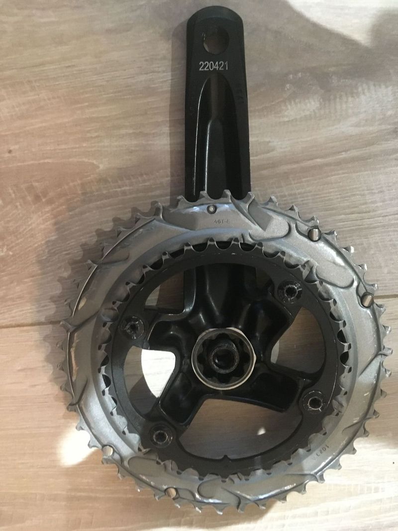 Prodám silniční kliky SRAM Rival AXS s powermeterem Quarq