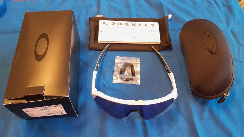 Oakley sutro lite sweep