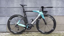 Bianchi Aquila / Di2/ Watt