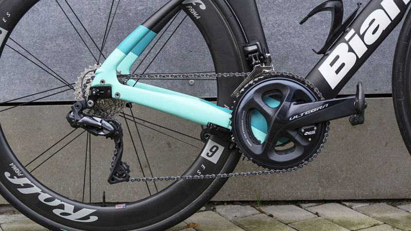 Bianchi Aquila / Di2/ Watt